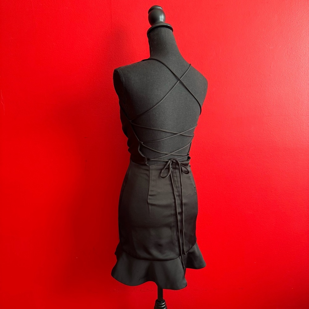 🖤 Corset NBD Ruffle Mini Dress